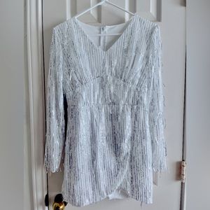 Women’s small semi formal party mini dress, sequin, long sleeve, v neck.